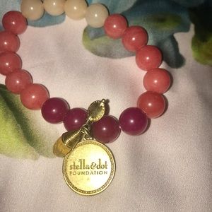 Stella & Dot Stretch Bracelet